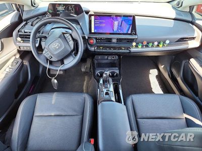 Zdjęcie 8 z 12 samochodu: 2024 TOYOTA PRIUS LIMITED VIN:JTDACAAUXR3015832 - miniatura
