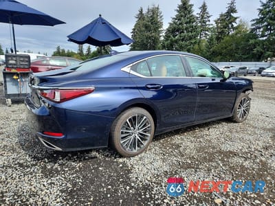 Trzecie zdjęcie samochodu z tyłu: 2024 LEXUS ES 350 BASE VIN:58ADZ1B10RU172347 - miniatura