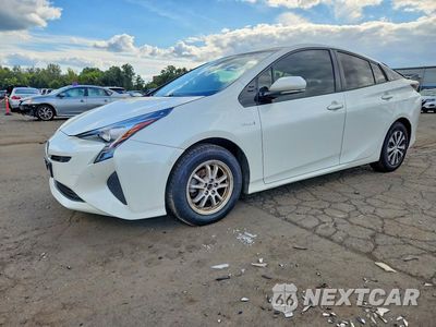 2017 TOYOTA PRIUS TWO JTDKBRFU2H3053410 - główne zdjęcie licytacji z USA - miniatura