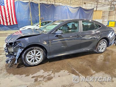 2026 TOYOTA CAMRY LE 4T1DAACK3TU296545 - główne zdjęcie licytacji z USA - miniatura