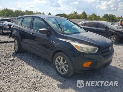 Czwarte zdjęcie samochodu z boku: 2017 FORD ESCAPE S VIN:1FMCU0F75HUC72128 - miniatura