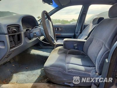 Zdjęcie 7 z 12 samochodu: 1996 CHEVROLET CAPRICE CLASSIC VIN:1G1BL52W2TR128375 - miniatura