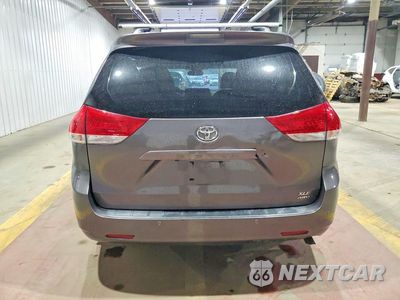 Zdjęcie 6 z 13 samochodu: 2012 TOYOTA SIENNA XLE 7-PASSENGER VIN:5TDDK3DC5CS031893 - miniatura