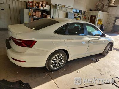 Trzecie zdjęcie samochodu z tyłu: 2020 VOLKSWAGEN JETTA S VIN:3VWCB7BU0LM006184 - miniatura