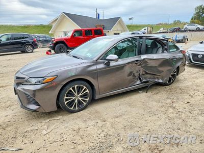 2018 TOYOTA CAMRY SE 4T1B11HK2JU553904 - główne zdjęcie licytacji z USA - miniatura