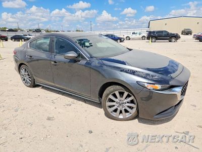 Czwarte zdjęcie samochodu z boku: 2022 MAZDA 3 SELECT VIN:3MZBPABL9NM312403 - miniatura