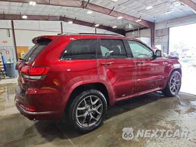Trzecie zdjęcie samochodu z tyłu: 2020 JEEP GRAND CHEROKEE LIMITED VIN:1C4RJFBG7LC317648 - miniatura