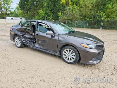 Czwarte zdjęcie samochodu z boku: 2018 TOYOTA CAMRY LE VIN:JTNB11HK1J3003812 - miniatura