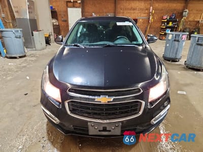 Piąte zdjęcie samochodu w środku: 2015 CHEVROLET CRUZE LT VIN:1G1PC5SB6F7208216 - miniatura
