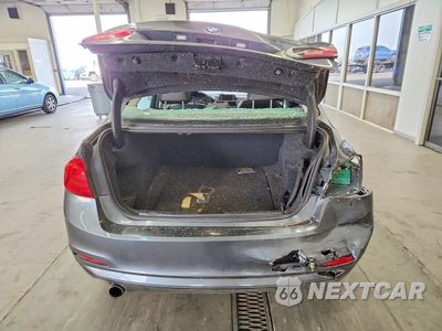Zdjęcie 6 z 12 samochodu: 2016 BMW 320 XI VIN:WBA8E5G54GNU19112 - miniatura
