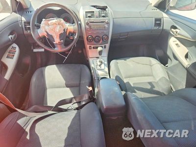 Zdjęcie 8 z 13 samochodu: 2010 TOYOTA COROLLA S VIN:2T1BU4EE7AC237102 - miniatura
