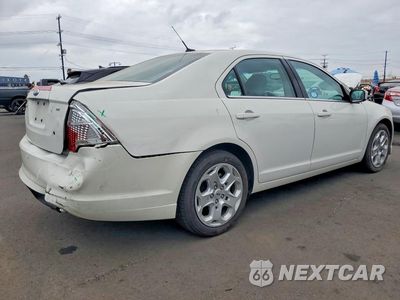 Trzecie zdjęcie samochodu z tyłu: 2010 FORD FUSION SE VIN:3FAHP0HA4AR189402 - miniatura