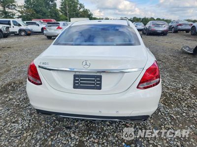 Zdjęcie 6 z 12 samochodu: 2018 MERCEDES-BENZ C 300 VIN:55SWF4JB5JU276272 - miniatura