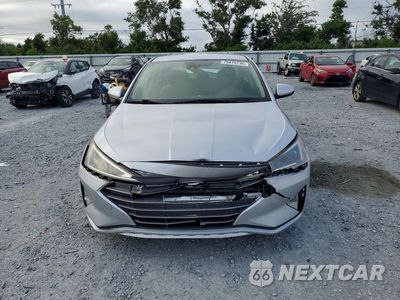 Piąte zdjęcie samochodu w środku: 2019 HYUNDAI ELANTRA SEL VIN:KMHD84LFXKU837377 - miniatura