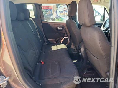 Zdjęcie 11 z 13 samochodu: 2018 JEEP RENEGADE LATITUDE VIN:ZACCJABB1JPJ39836 - miniatura