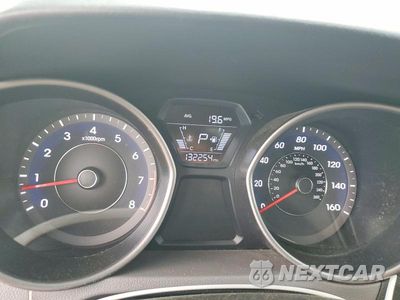 Zdjęcie 9 z 13 samochodu: 2014 HYUNDAI ELANTRA SE VIN:5NPDH4AE4EH521955 - miniatura