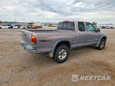 Trzecie zdjęcie samochodu z tyłu: 2002 TOYOTA TUNDRA SR5 V8 VIN:5TBRT34102S312136 - miniatura