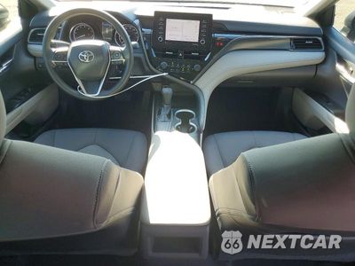 Zdjęcie 8 z 12 samochodu: 2021 TOYOTA CAMRY LE VIN:4T1C11AK9MU449655 - miniatura