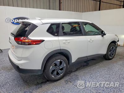 Trzecie zdjęcie samochodu z tyłu: 2025 NISSAN ROGUE SV VIN:5N1BT3BA5SC829828 - miniatura