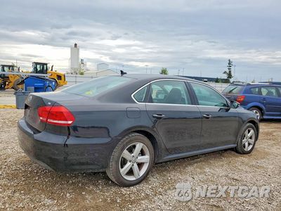 Trzecie zdjęcie samochodu z tyłu: 2012 VOLKSWAGEN PASSAT SE VIN:1VWBH7A38CC053029 - miniatura
