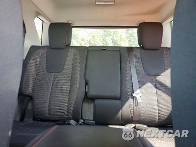 Zdjęcie 10 z 13 samochodu: 2013 CHEVROLET EQUINOX LT VIN:1GNFLEEK5DZ131670 - miniatura
