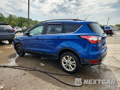 Drugie zdjęcie samochodu z przodu: 2018 FORD ESCAPE SE VIN:1FMCU0GDXJUB08383 - miniatura