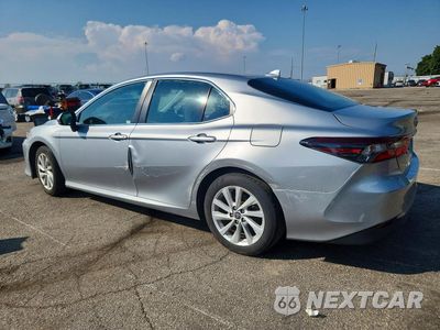 Drugie zdjęcie samochodu z przodu: 2022 TOYOTA CAMRY LE VIN:4T1C11AK5NU069942 - miniatura