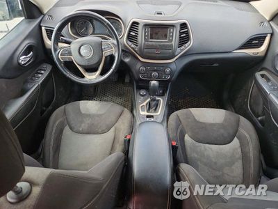 Zdjęcie 8 z 13 samochodu: 2015 JEEP CHEROKEE SPORT VIN:1C4PJMAB5FW764144 - miniatura