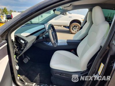 Zdjęcie 7 z 14 samochodu: 2026 TESLA MODEL Y VIN:7SAYGDEDXTF452869 - miniatura