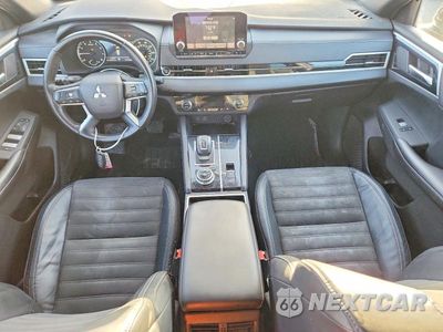 Zdjęcie 8 z 13 samochodu: 2022 MITSUBISHI OUTLANDER SE VIN:JA4J3UA84NZ091620 - miniatura