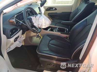 Zdjęcie 7 z 13 samochodu: 2024 CHRYSLER PACIFICA LIMITED VIN:2C4RC1GG7RR111042 - miniatura