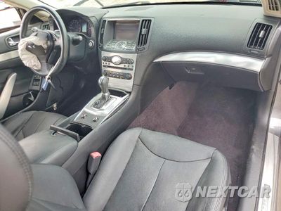 Zdjęcie 8 z 12 samochodu: 2015 INFINITI Q60 COUPE JOURNEY VIN:JN1CV6EK2FM871112 - miniatura