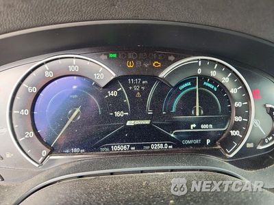 Zdjęcie 9 z 12 samochodu: 2018 BMW 530E VIN:WBAJA9C59JB250255 - miniatura