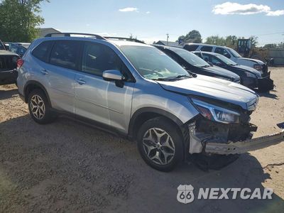 Czwarte zdjęcie samochodu z boku: 2020 SUBARU FORESTER PREMIUM VIN:JF2SKAJC6LH482854 - miniatura