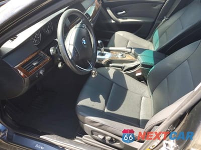 Zdjęcie 7 z 12 samochodu: 2009 BMW 528 I VIN:WBANU53559C121145 - miniatura