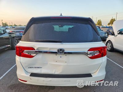 Zdjęcie 6 z 13 samochodu: 2018 HONDA ODYSSEY EXL VIN:5FNRL6H71JB099420 - miniatura