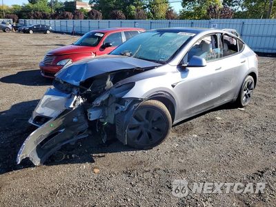 2025 TESLA MODEL Y 7SAYGDED3SF236702 - główne zdjęcie licytacji z USA - miniatura