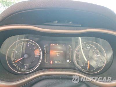 Zdjęcie 9 z 13 samochodu: 2017 JEEP CHEROKEE SPORT VIN:1C4PJLAB6HW652658 - miniatura