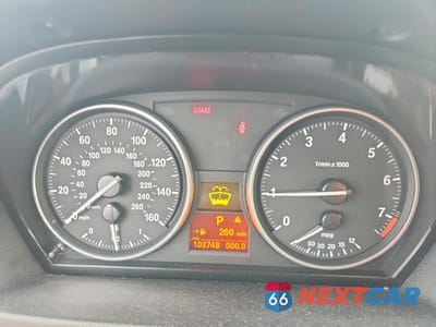 Zdjęcie 9 z 12 samochodu: 2008 BMW 328 XI VIN:WBAVC93588K036444 - miniatura