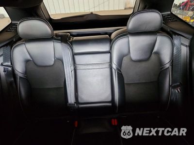 Zdjęcie 10 z 13 samochodu: 2018 VOLVO XC60 T6 R-DESIGN VIN:YV4A22RM8J1031067 - miniatura