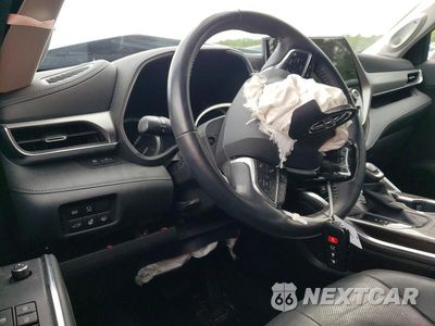 Zdjęcie 8 z 13 samochodu: 2020 TOYOTA HIGHLANDER PLATINUM VIN:5TDFZRBH6LS013439 - miniatura