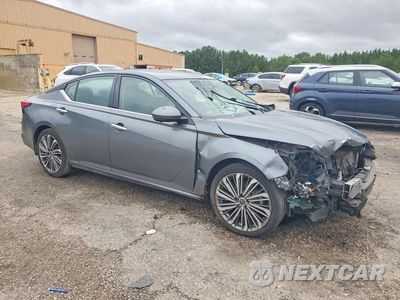 Czwarte zdjęcie samochodu z boku: 2023 NISSAN ALTIMA SL VIN:1N4BL4EV4PN353548 - miniatura