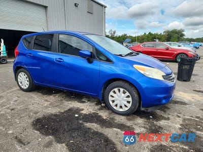 Czwarte zdjęcie samochodu z boku: 2016 NISSAN VERSA NOTE SV VIN:3N1CE2CP5GL371996 - miniatura