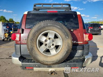 Zdjęcie 6 z 13 samochodu: 2008 TOYOTA FJ CRUISER BASE VIN:JTEBU11F88K054423 - miniatura