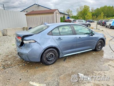 Trzecie zdjęcie samochodu z tyłu: 2020 TOYOTA COROLLA LE VIN:JTDEPRAE8LJ001220 - miniatura
