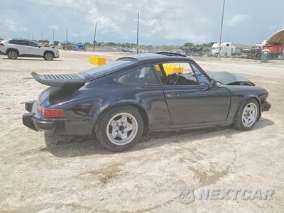Trzecie zdjęcie samochodu z tyłu: 1985 PORSCHE 911 CARRERA VIN:WP0ZZZ91ZFS102796 - miniatura