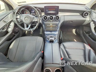 Zdjęcie 8 z 12 samochodu: 2015 MERCEDES-BENZ C 300 4MATIC VIN:55SWF4KB4FU008934 - miniatura