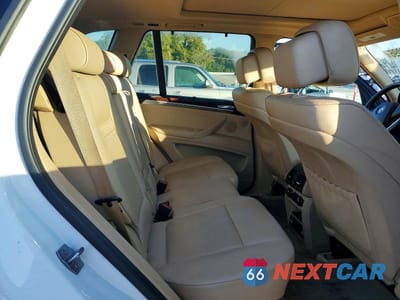 Zdjęcie 11 z 13 samochodu: 2013 BMW X5 XDRIVE35I VIN:5UXZV4C55D0B17393 - miniatura
