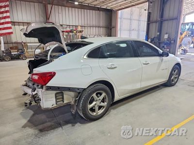 Trzecie zdjęcie samochodu z tyłu: 2016 CHEVROLET MALIBU LS VIN:1G1ZB5ST7GF346066 - miniatura