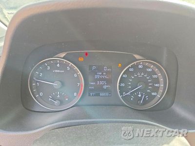 Zdjęcie 9 z 12 samochodu: 2017 HYUNDAI ELANTRA SE VIN:KMHD74LF7HU160266 - miniatura